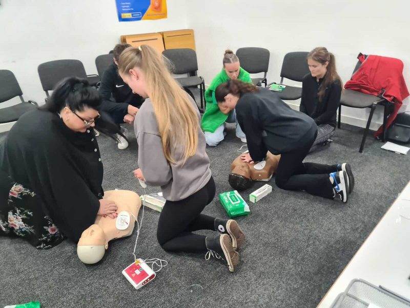 Basic Life Support (BLS) training in Manchester